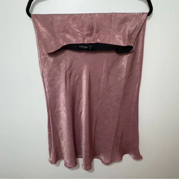 Skirts - Picture 9 of 14